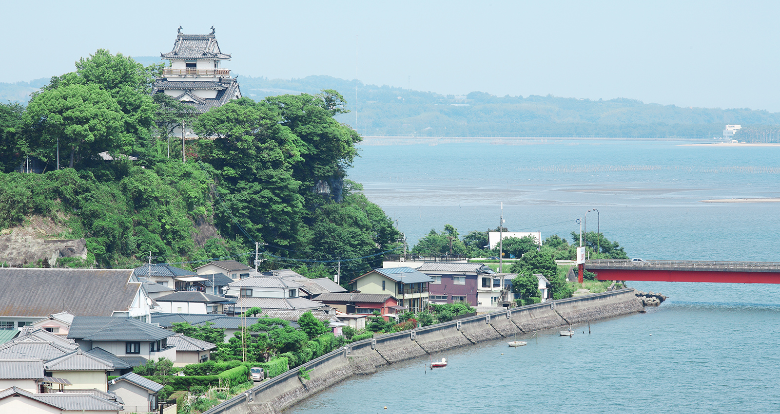 杵築市の風景写真（杵築城と守江湾）