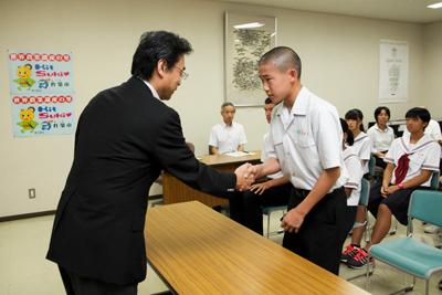 報告会の様子の写真
