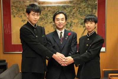 出場報告会の様子の写真