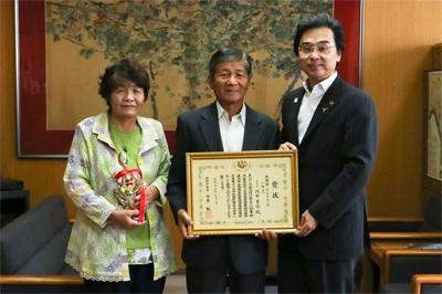 阿部さんご夫妻の写真