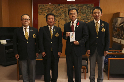 永松市長とライオンズクラブの皆さん