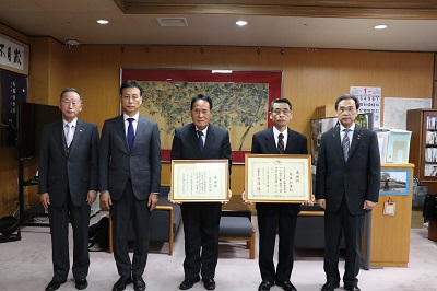 退任人権擁護委員感謝状伝達
