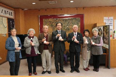 野原老人クラブの方々と永松市長