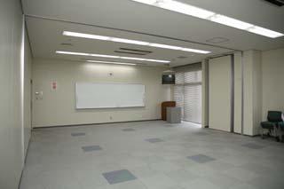 大田中央公民館大田庁舎2階にある201会議室の写真